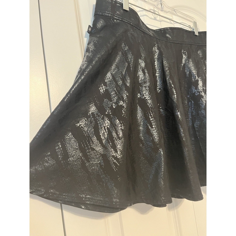 Rock & Republic Black Shiny Circle Skirt - Picture 3 of 10